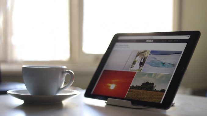 ipad-2599486_1280.jpg